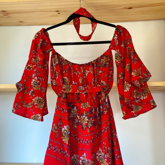 Cute Romper w/ matching Choker - Picture 2 of 3